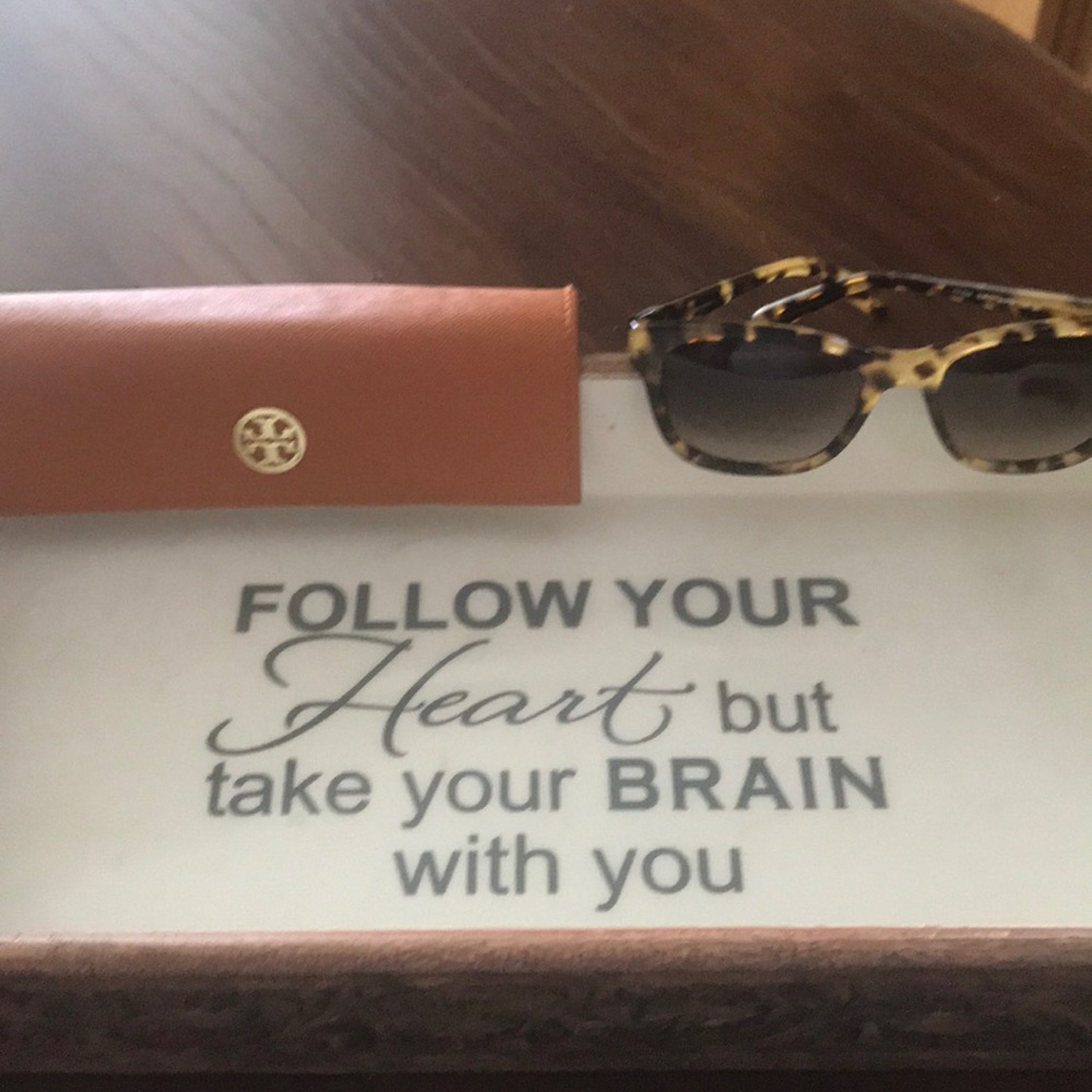 NWOT Tory Burch tortoiseshell glasses
